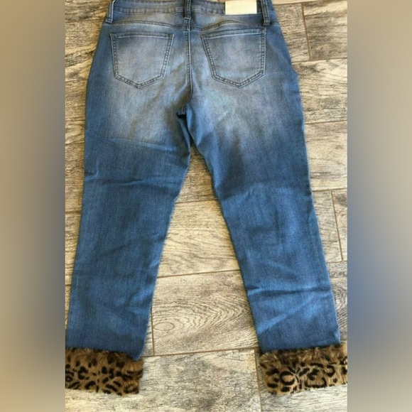 Hydraulic Jeans Hydraulic Jeans 8 Nolita Mid Rise Curvy Fur Cuffs